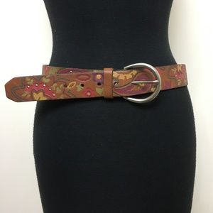 Fossil Genuine Leather Tooled Brown Floral Medium